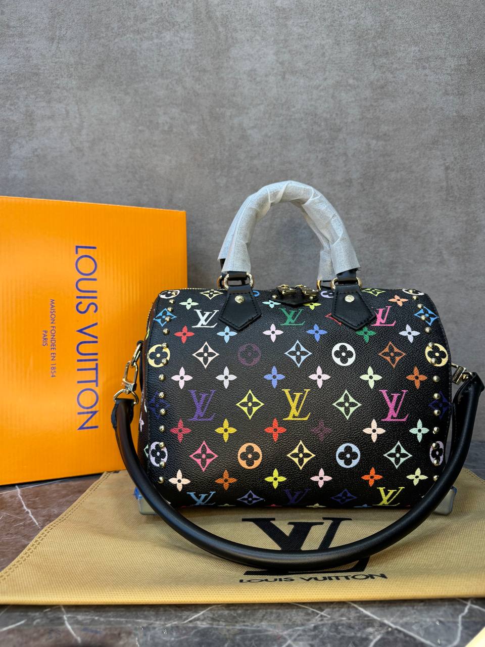 Louis Vuitton speedy 25