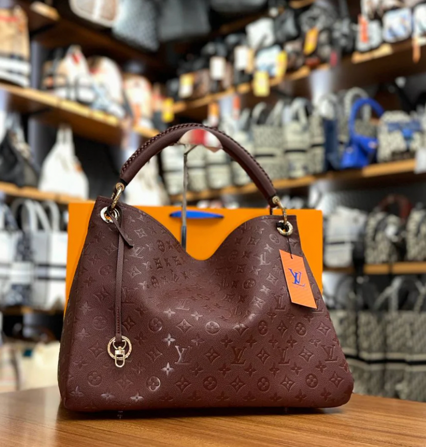 Louis Vuitton Artsy Monogram Empreinte Bordeaux
