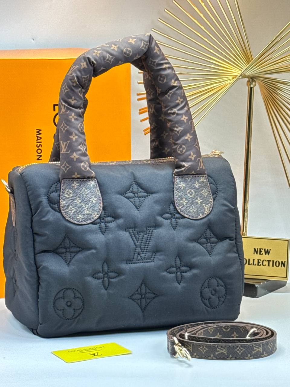 Louis Vuitton speedy puffy