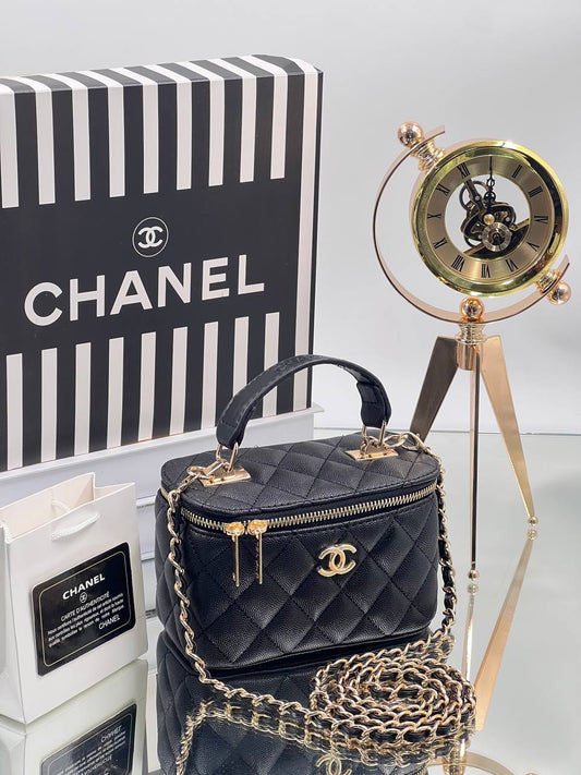 Chanel νεσεσέρ