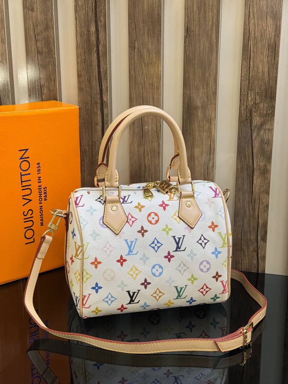 Louis Vuitton speedy 20