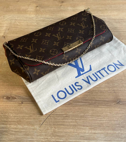 Louis Vuitton Clutch Monogram
